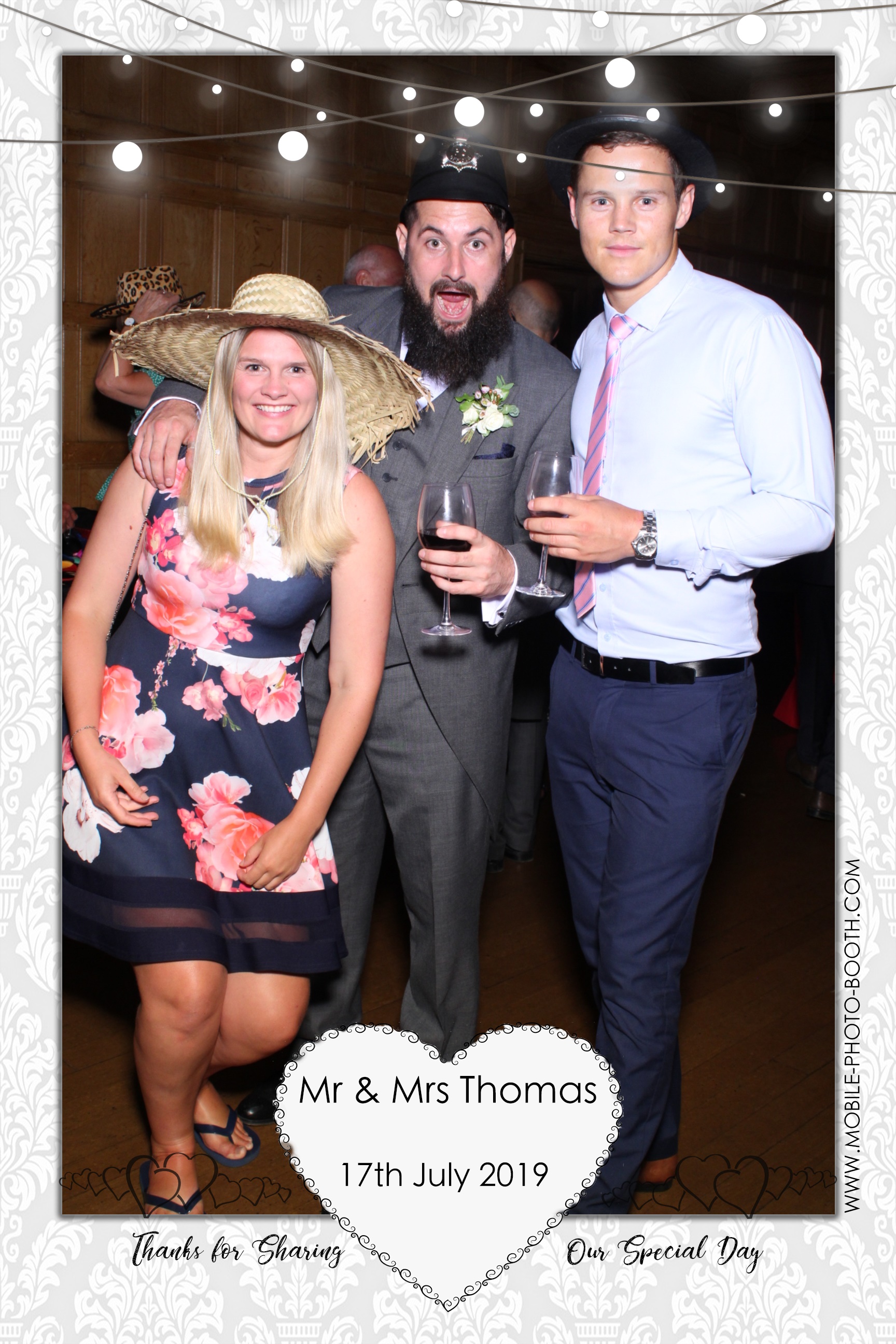 Rhys and Georgina’s Wedding | View more photos from the event at images.mobile-photo-booth.com/u/MobilePhotoBoothUK/Rhys-and-Georgina’s-Wedding